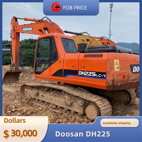 used Doosan DH225 backhoe excavator for earth-moving for sale in China